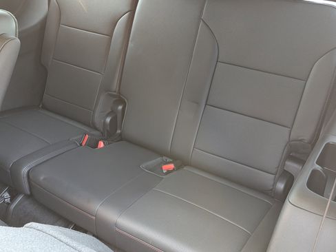 Used 2025 Chevrolet Traverse Z71 w/ Driver Confidence Package image 18