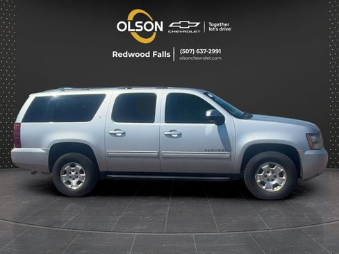 Used 2014 Chevrolet Suburban LT AWD/4WD image 6