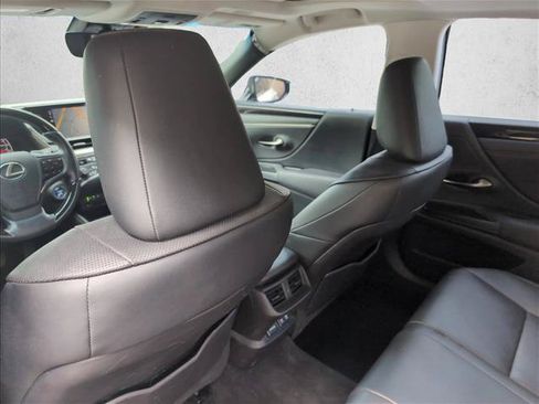 Used 2020 Lexus ES 300h w/ Premium Package FWD image 21