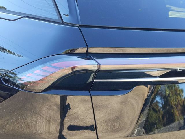 Certified 2024 Lincoln Nautilus Reserve AWD/4WD image 9
