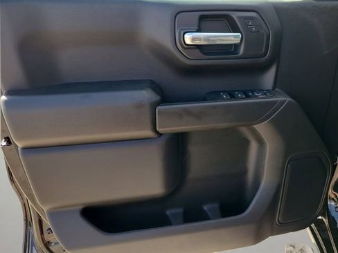 New 2026 Chevrolet Silverado 1500 Custom image 18