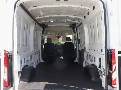 Used 2023 Ford Transit 250 Medium Roof RWD image 8