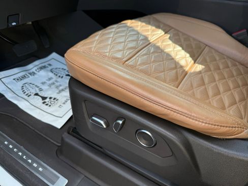 Used 2021 Cadillac Escalade Sport image 31