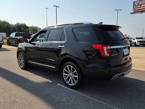 Used 2017 Ford Explorer Limited FWD image 9