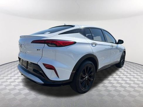 Certified 2024 Buick Envista Sport Touring w/ Convenience I Package image 5