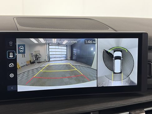 Used 2025 Hyundai Santa Fe Limited image 22