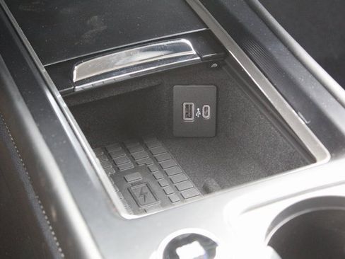 New 2023 Lincoln Corsair AWD w/ Equipment Group 101A image 27