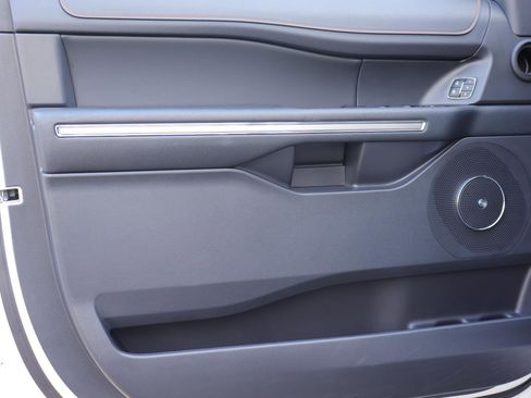 Used 2024 Ford Expedition Timberline image 9