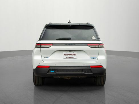 Used 2022 Jeep Grand Cherokee Trailhawk w/ Luxury Tech Group III AWD/4WD image 6