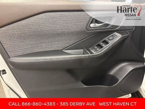 Certified 2023 Nissan Rogue SV image 20