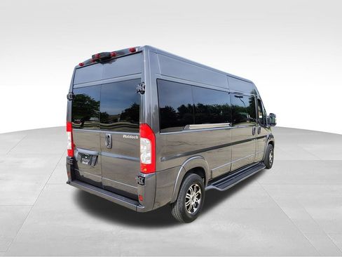 Used 2023 RAM ProMaster 2500 w/ Driver Convenience Group FWD image 9
