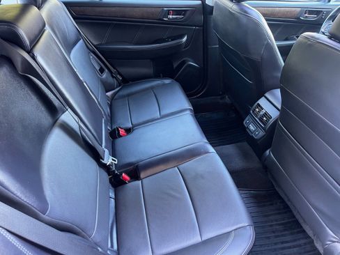 Used 2018 Subaru Outback 2.5i Limited image 22