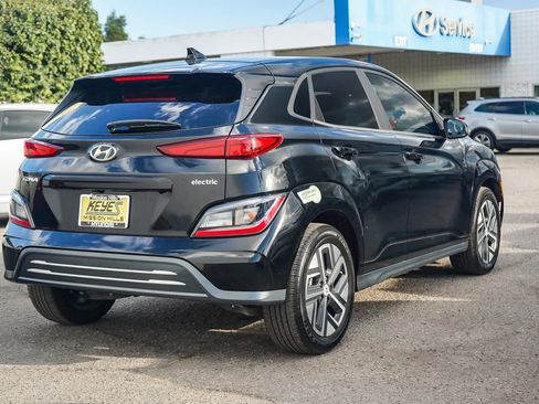 Certified 2023 Hyundai Kona SE image 5