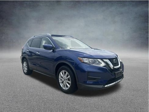 Used 2020 Nissan Rogue SV FWD image 7