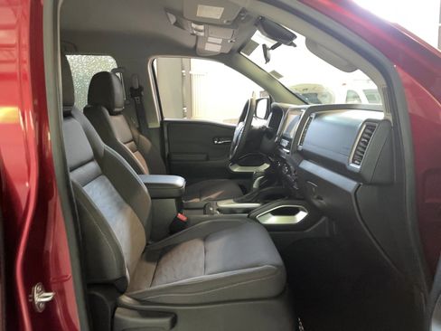 Used 2024 Nissan Frontier SV w/ SV Convenience Package AWD/4WD image 19