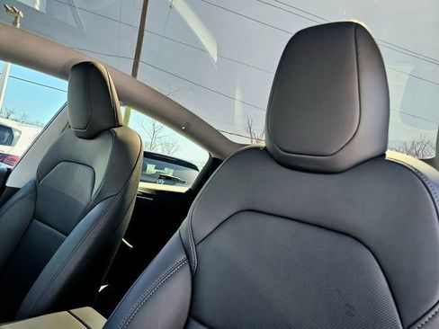 Used 2026 Tesla Model Y AWD image 16