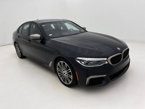 Used 2019 BMW M550i xDrive w/ Premium Package 2 image 2