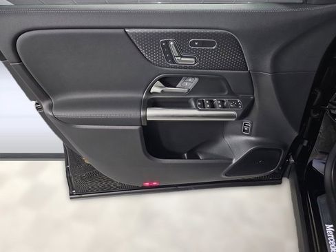 Certified 2025 Mercedes-Benz GLA 250 GLA 250 image 18