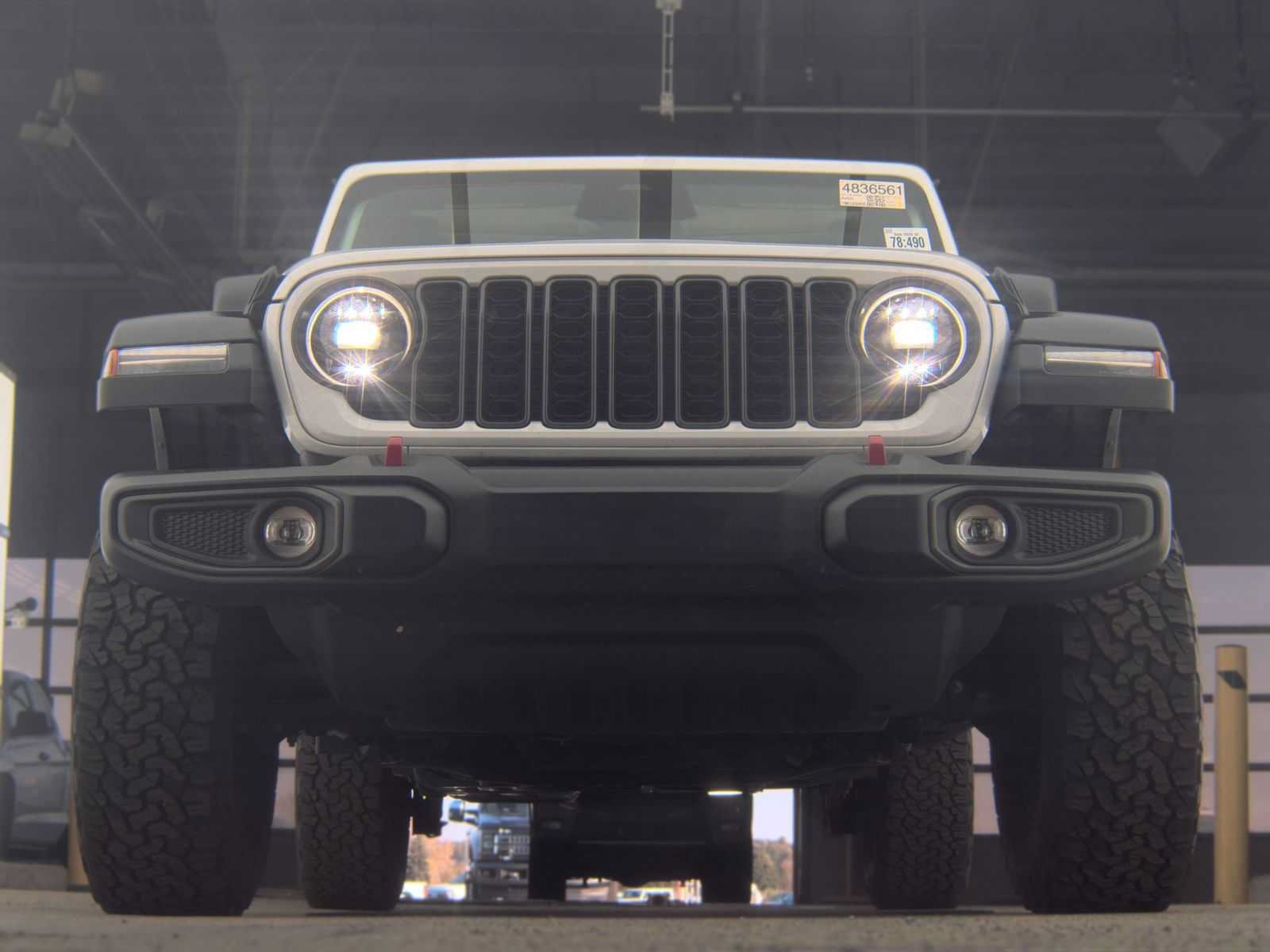Used 2026 Jeep Wrangler Unlimited Rubicon AWD/4WD image 8