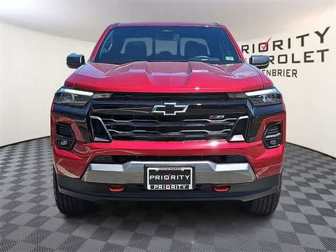 New 2025 Chevrolet Colorado Z71 image 2