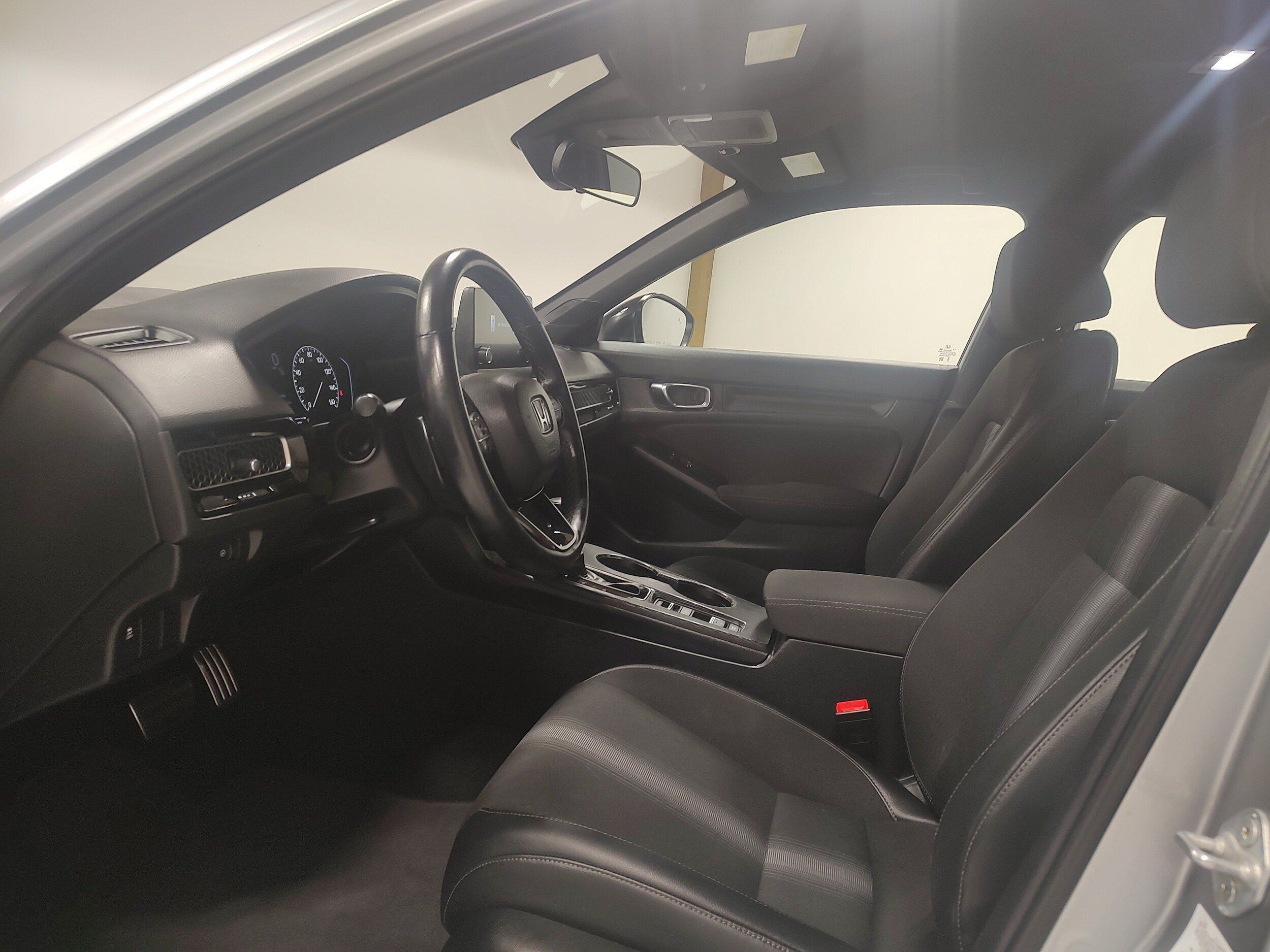 Used 2025 Honda Civic Sport image 10