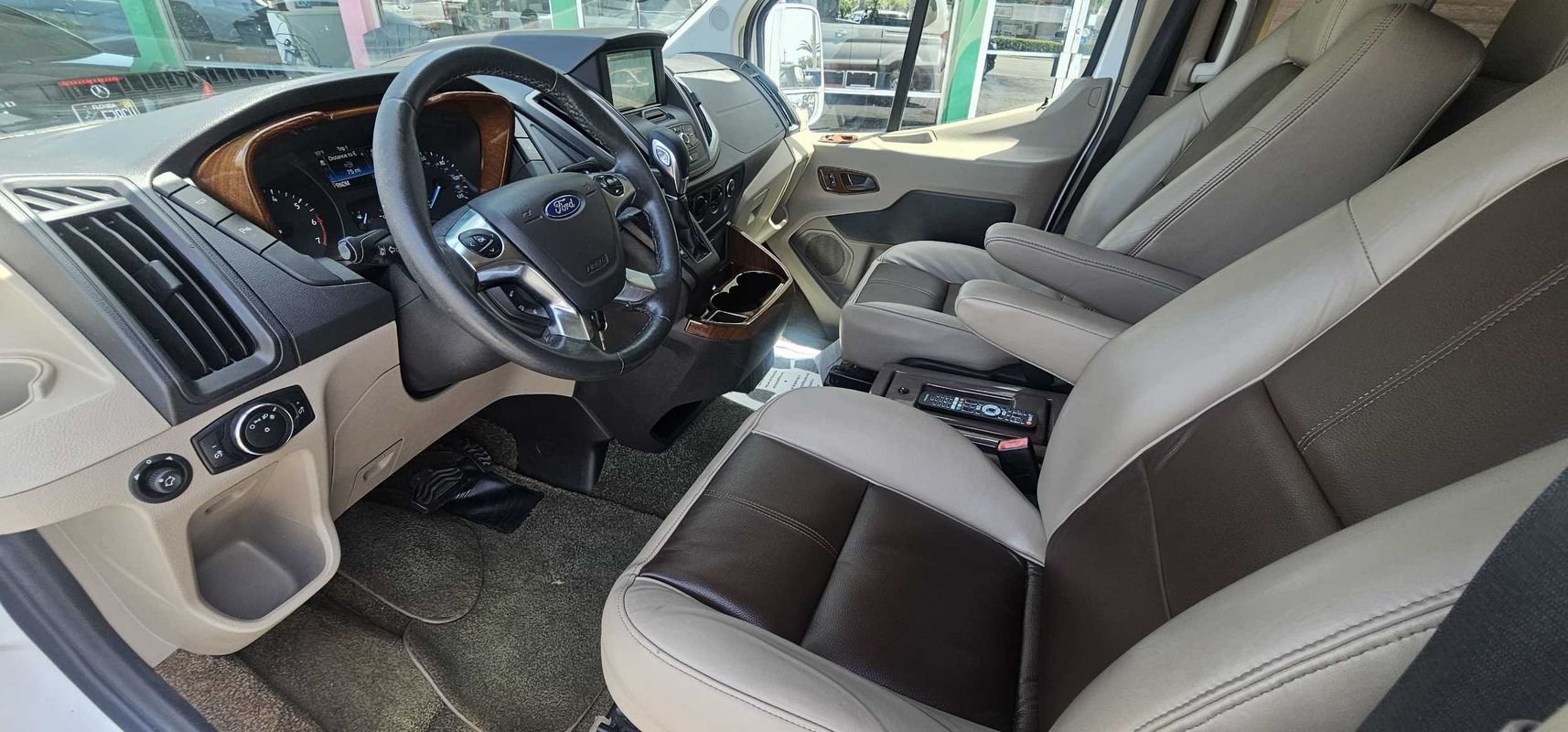 Used 2016 Ford Transit 150 XLT RWD image 20