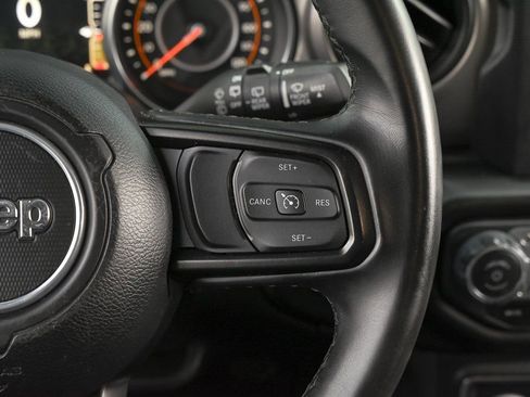 Used 2020 Jeep Wrangler Sport S image 18