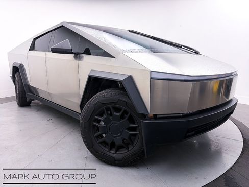 Used 2024 Tesla Cybertruck AWD Crew Cab image 1