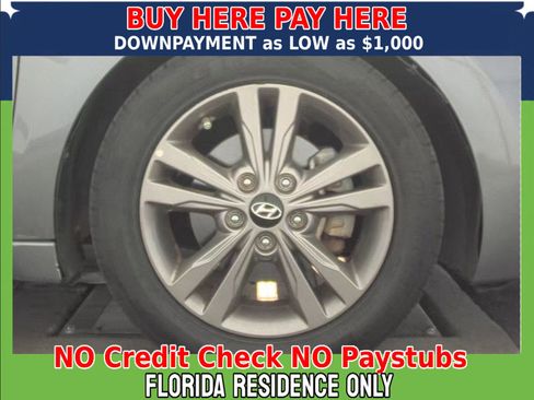 Used 2018 Hyundai Elantra SEL image 17