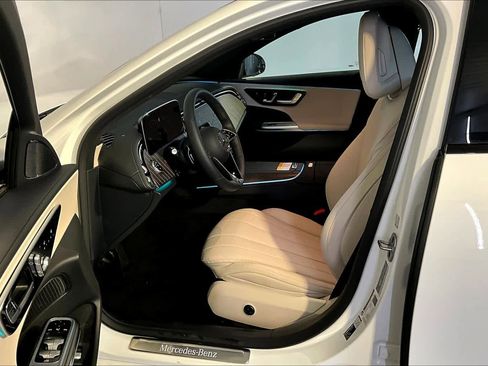 New 2026 Mercedes-Benz E 350 4MATIC Sedan image 13