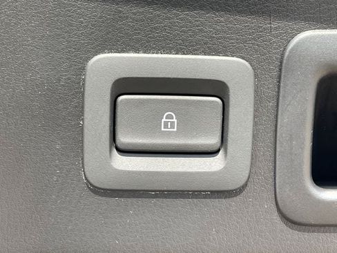Used 2024 MAZDA MAZDA3 s FWD image 28