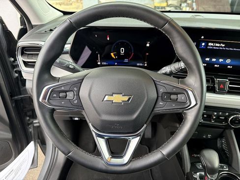 Used 2024 Chevrolet TrailBlazer LT w/ Convenience Package image 13