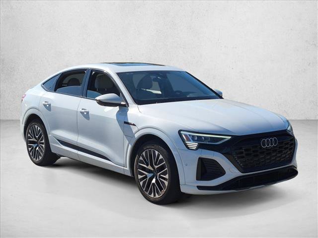 Used 2024 Audi Q8 e-tron Premium Plus w/ Premium Plus Package AWD/4WD image 3