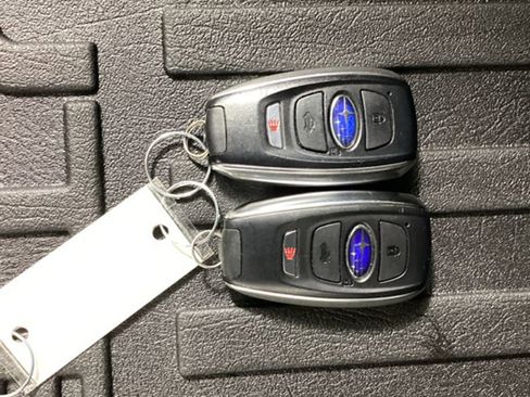 Used 2023 Subaru Outback Touring XT image 30