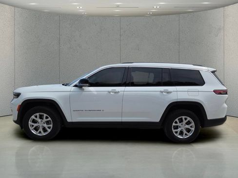 Used 2023 Jeep Grand Cherokee L Limited AWD/4WD image 8