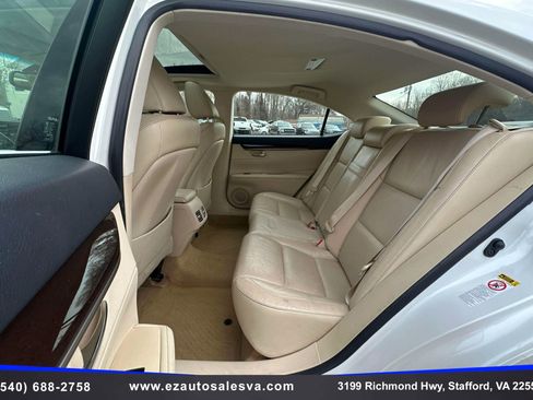 Used 2013 Lexus ES 350 w/ Luxury Pkg image 17