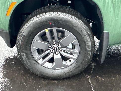 New 2026 Nissan Frontier SV w/ SV Convenience Package image 10