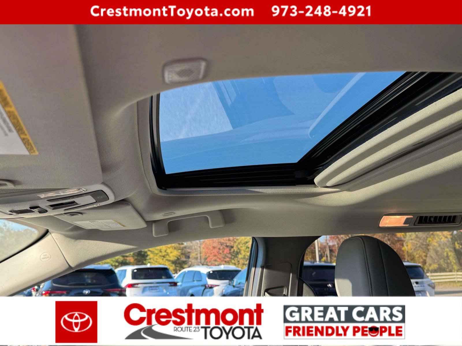 Used 2026 Toyota Sienna XLE AWD/4WD image 16