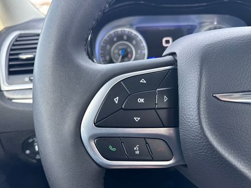 Used 2023 Chrysler 300 Touring L w/ Popular Equipment Group image 27