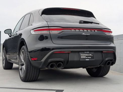 Used 2024 Porsche Macan image 3