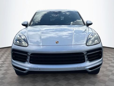 Used 2019 Porsche Cayenne Base image 2