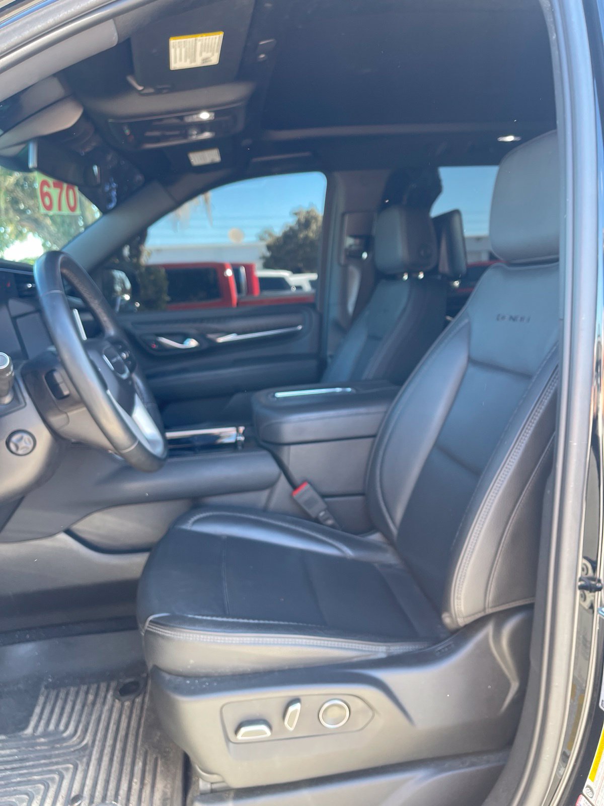 Used 2024 GMC Yukon Denali AWD/4WD image 20