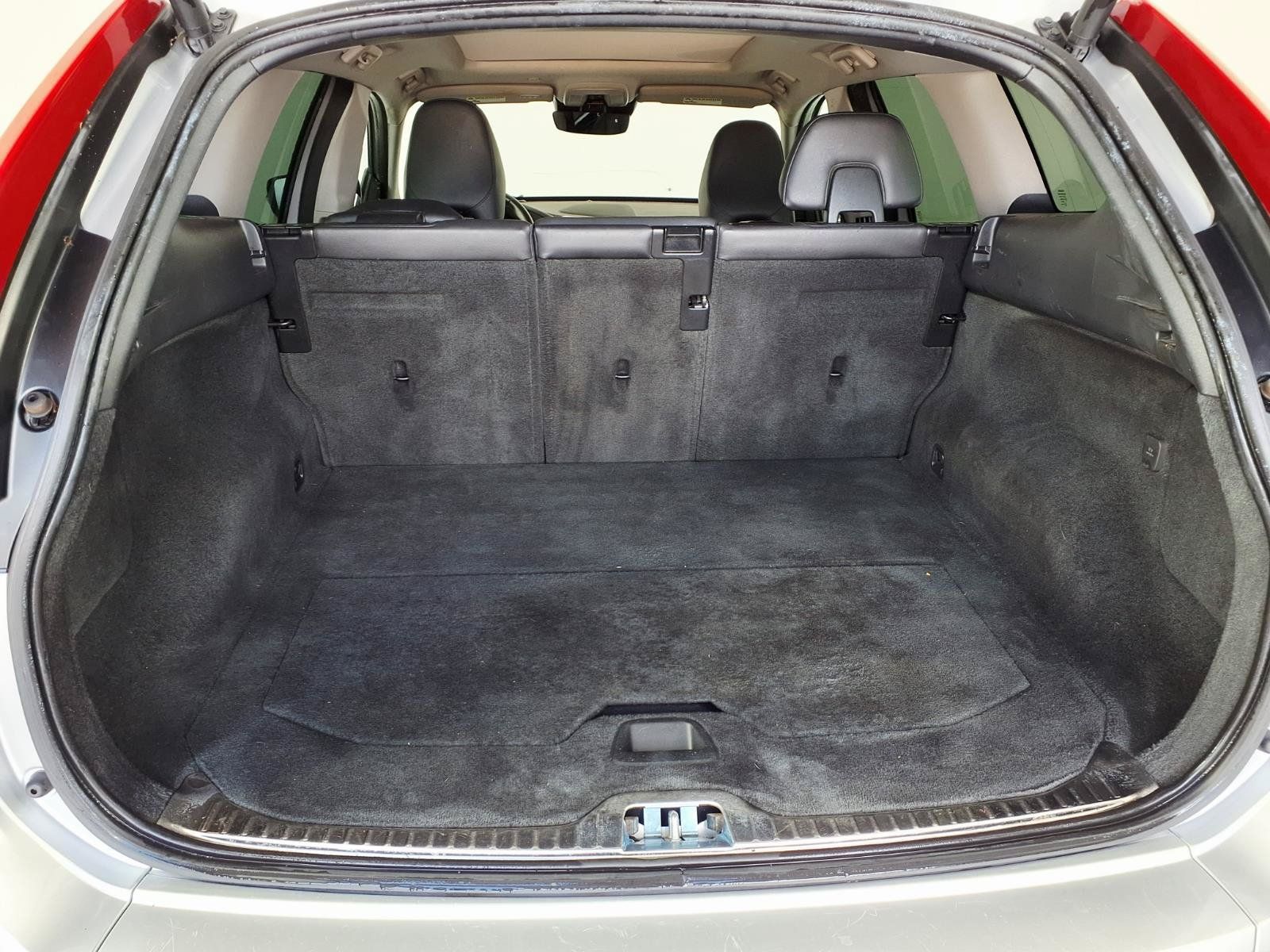 Used 2015 Volvo XC60 T5 Platinum FWD image 9