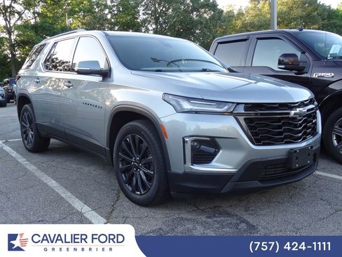 Used 2023 Chevrolet Traverse RS AWD/4WD image 1