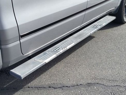 Used 2021 RAM 1500 Big Horn image 7