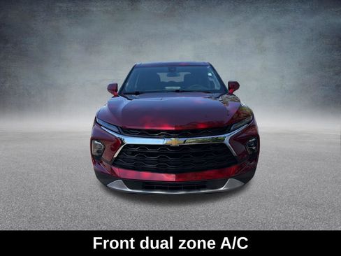 Used 2025 Chevrolet Blazer LT AWD/4WD image 10