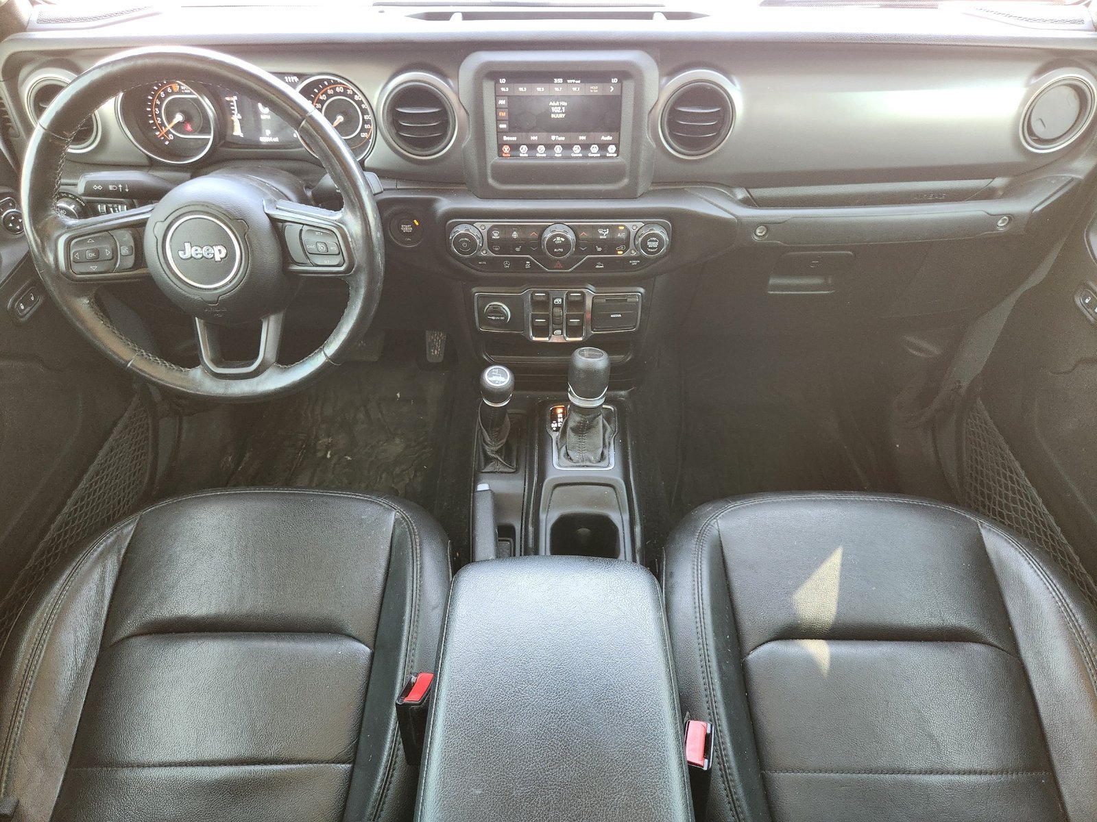 Used 2021 Jeep Gladiator Overland AWD/4WD image 27