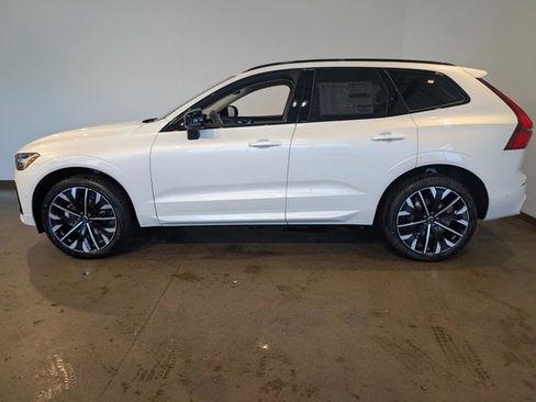 New 2026 Volvo XC60 B5 Ultra w/ Protection Package Premier image 3