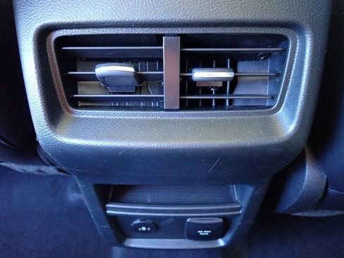 Certified 2024 Ford Edge SEL w/ Convenience Package AWD/4WD image 19