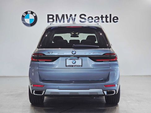 Used 2024 BMW X7 xDrive40i image 5